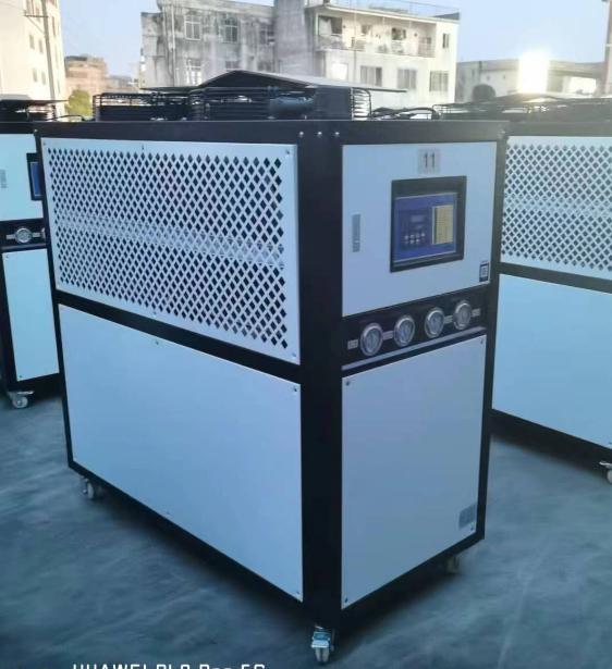 Rationes et solutiones pro effectu pauperum refrigerationis Chillers industrialis